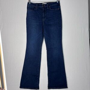 Madewell Skinny Flare women’s size 31. Dark wash